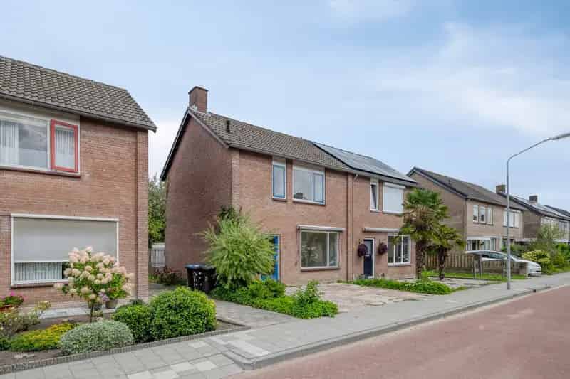 Huis te koop: Prinses Margrietstraat 27 4927 AG Hooge Zwaluwe | Funda