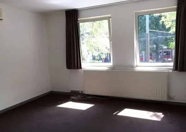 Ruime Kamer Arnhem Centrum Nabij Station