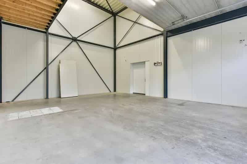 Bedrijfshal te Huur Soesterberg 255m2 A28