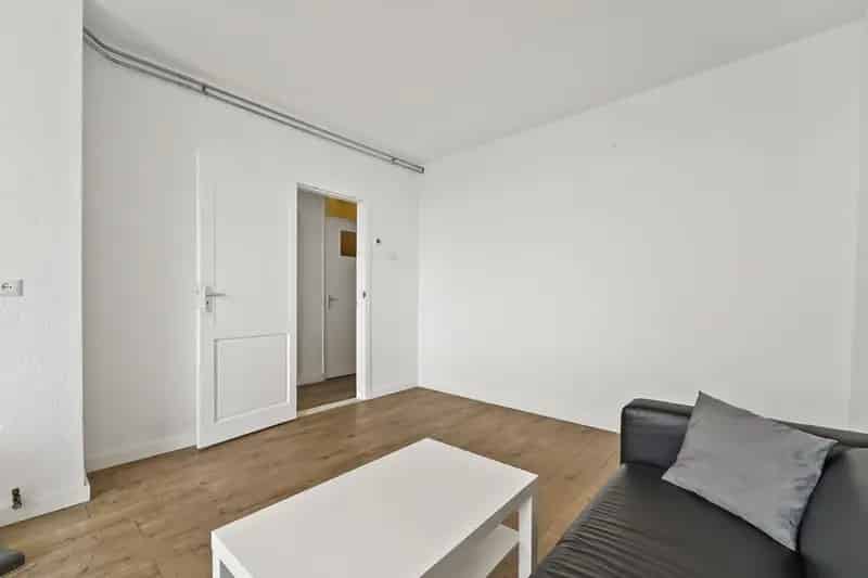 3 Slaapkamers Top Etage Appartement Laakkwartier