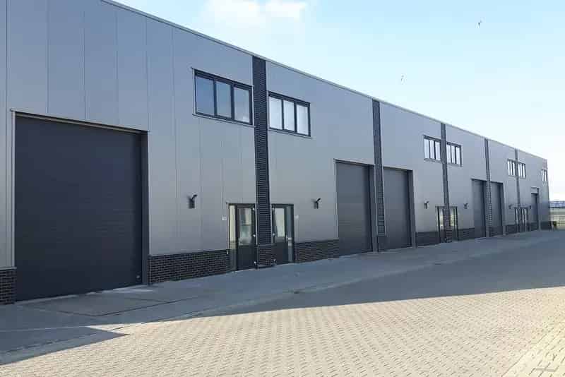 Bedrijfsunits te huur De Kwakel Moderne units  A4 A2