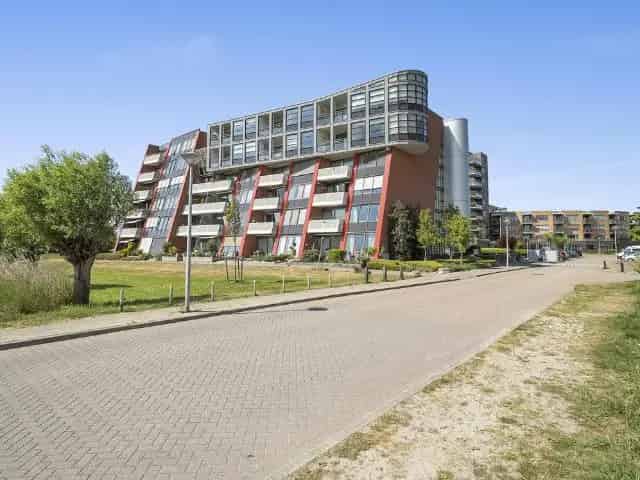 Zonnig Hoekappartement Julianadorp  Ruim Balkon Uitzicht