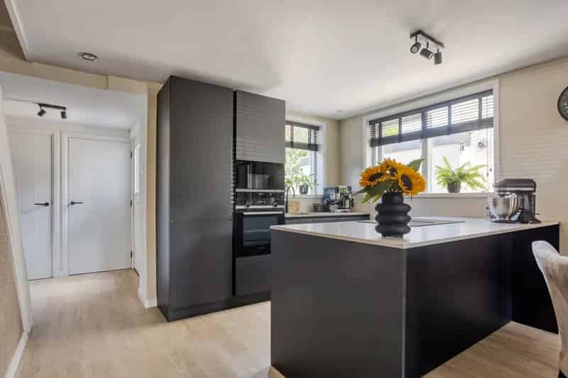Gerenoveerde woning Zuidoostbeemster 83m2