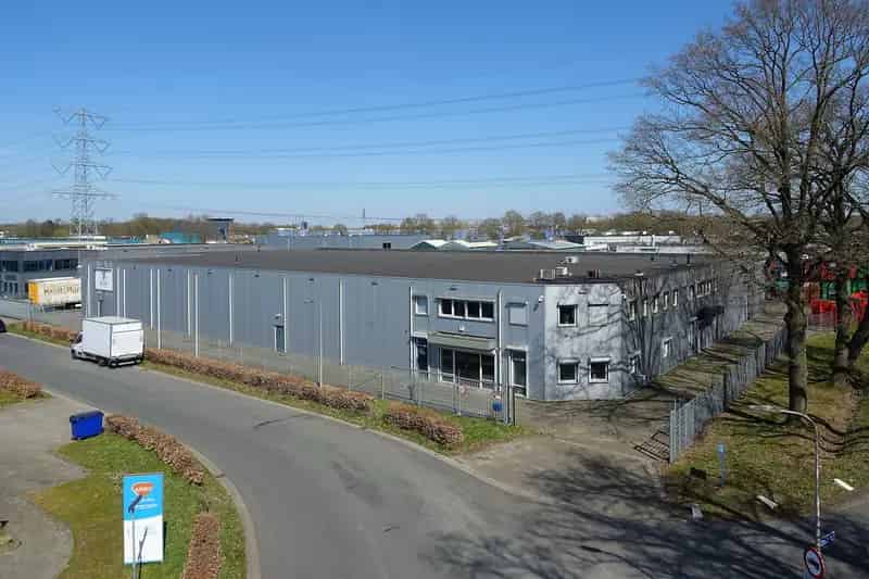 Bedrijfshal Hengelo (OV) | Zoek bedrijfshallen te huur: Aquamarijnstraat 80 7554 NT Hengelo (OV) 