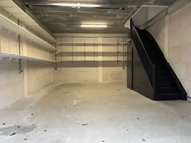 Bedrijfshal te Huur Naaldwijk - 124m2 - Milieucategorie 1 2