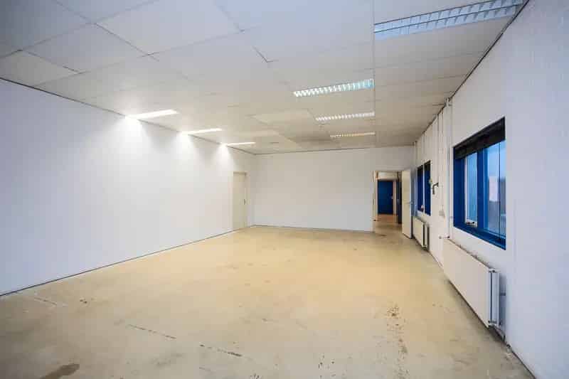 Bedrijfshal Almelo te huur Plesmanweg