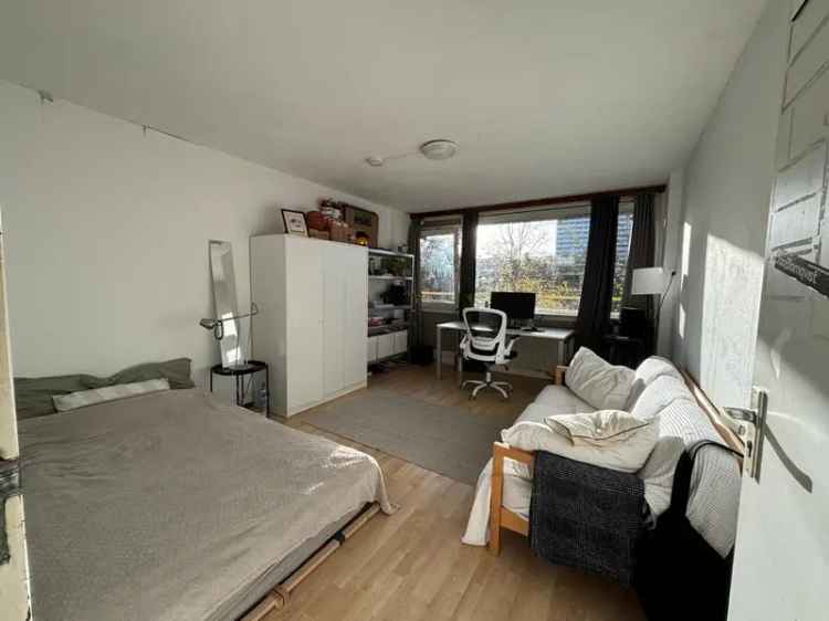 Sunny Room Sublet in Delft