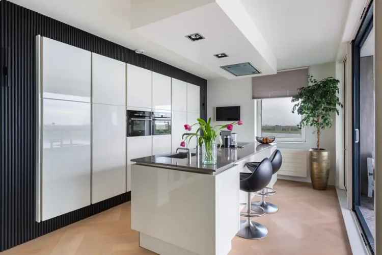 Luxe Appartement 121m2 te koop Maassluis Nieuwe Waterweg