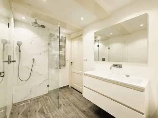 Te Huur: 6 Slaapkamers, 2 Badkamers, Dakterras Amsterdam