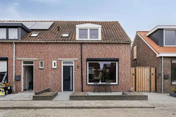 Karaktervolle woning Sint-Philipsland: Gemoderniseerd en Instapklaar