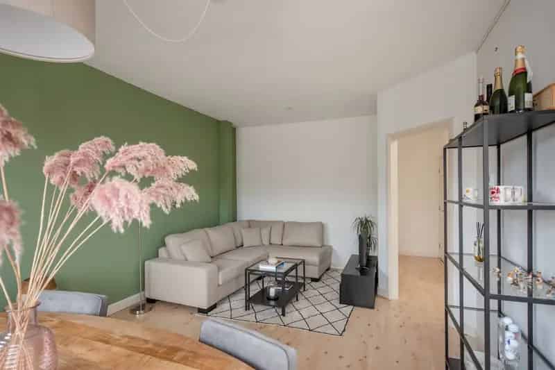3-kamer appartement Bloemwijk Den Haag Zonnig balkon