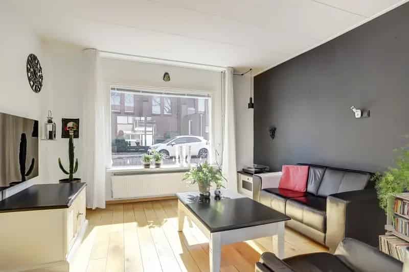 4 Slaapkamers Ruime Bergzolder Lichte Bijkeuken De Lier