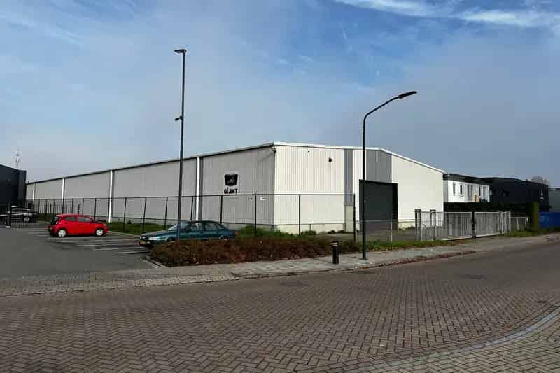 Bedrijfshal te Huur Oisterwijk 1480m² Opslag Productie