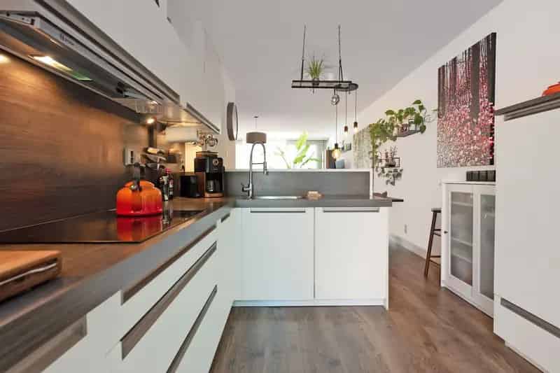 Huis te koop Vathorst: Ruime 5-kamer woning met souterrain en 2 parkeerplaatsen