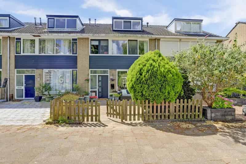 Huis te koop Hoogvliet 5 slaapkamers tuin zonnepanelen