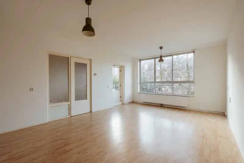 3-Kamer Appartement Amsterdam Nellestein Ruim Balkon Eigen Berging