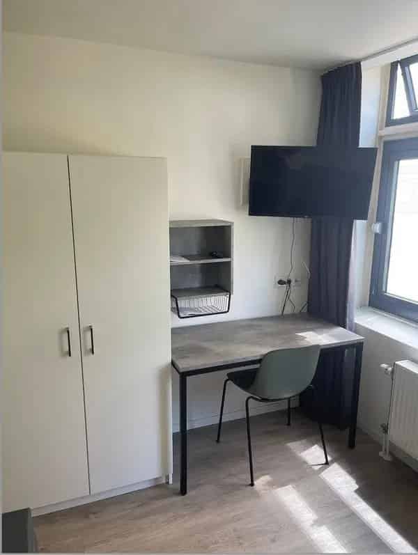 Studio Rotterdam Maas uitzicht Internationale Studenten