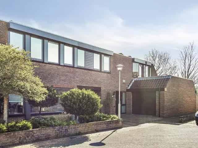 Ruime Familiewoning Goes 5 Slaapkamers Grote Tuin Garage