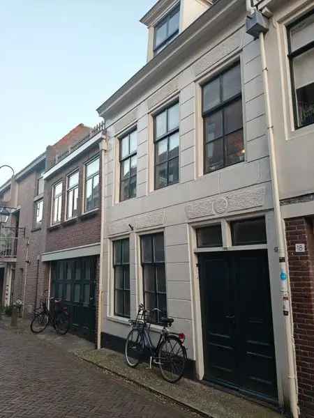 Appartement Te Huur in Leeuwarden, Fryslân