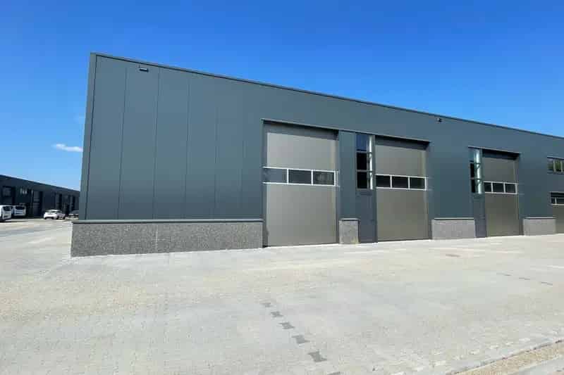 Bedrijfsunit te Huur Venlo 100m² Moderne Unit Opslag Distributie