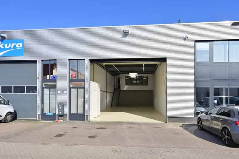 Bedrijfshal te huur Hilversum Havenkwartier 222m²