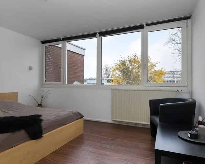 Ruime Tussenwoning Groningen - 2 slaapkamers - Beschikbaar 1 juli 2025
