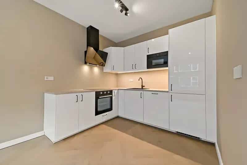 Appartement Rotterdam Charlois - Instapklaar gerenoveerd appartement