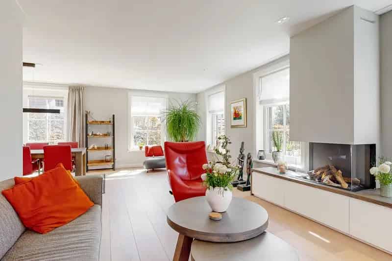 Huis te koop Wilgenrijk Maassluis: Vrijstaande woning met tuin aan het water