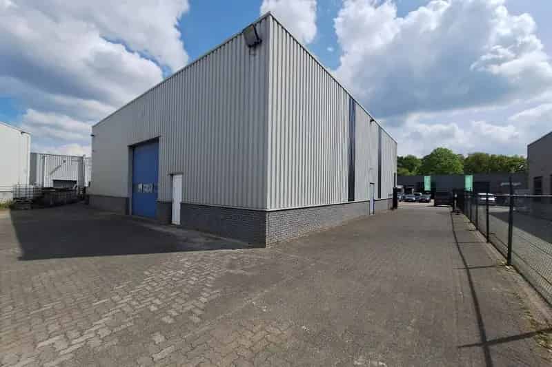 Bedrijfshal te Huur Nederweert 233m2 A2