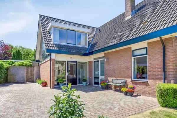 Vrijstaande gezinswoning Julianadorp 3 slaapkamers 2 badkamers