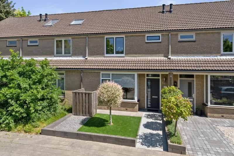 Huis te koop Etten Leur 4 slaapkamers moderne keuken tuin