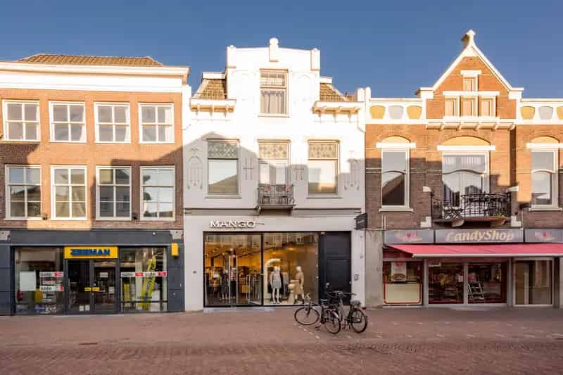 Winkelruimte te Huur Langestraat Amersfoort 301m2