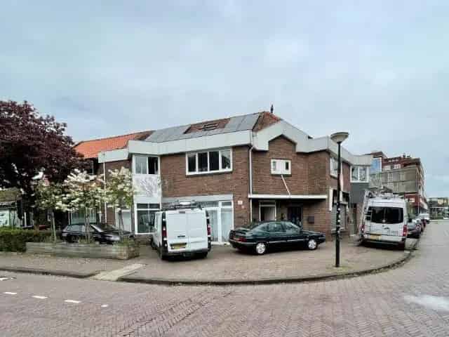 Kamer te huur Amersfoort - Ruime kamer met eigen keuken