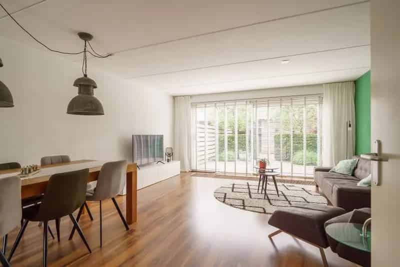 4 Slaapkamers Almere Literatuurwijk Tuin Uitbouw Dakkapel