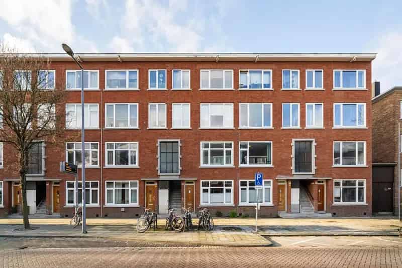 2 Kamer Appartement Rotterdam Charlois  51m2 Balkon