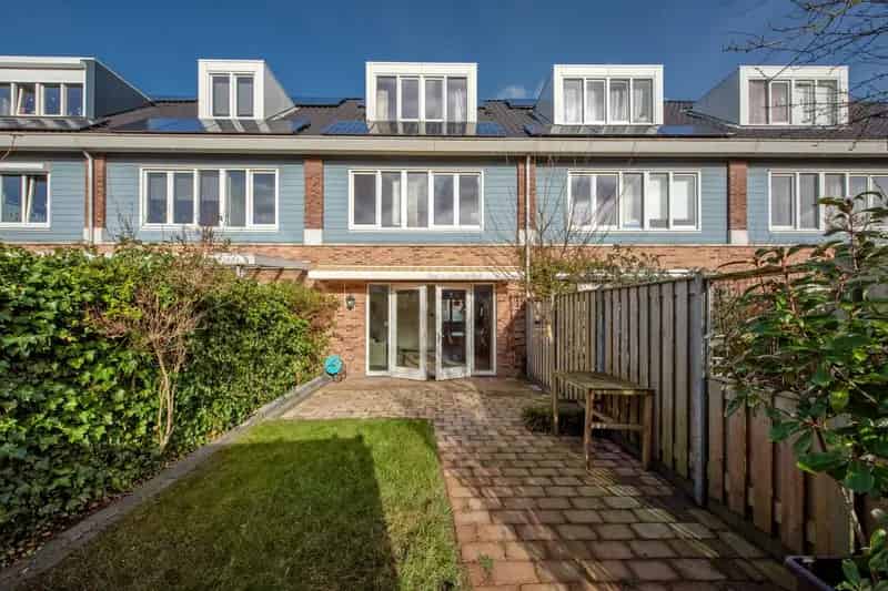 Ruime gezinswoning Oosterheem Zoetermeer 4 slaapkamers 139m2