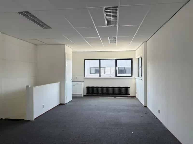Bedrijfshal te huur Zwolle 150m²