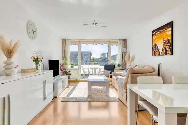 4 Kamer Appartement Amsterdam 82m2 Balkon Berging