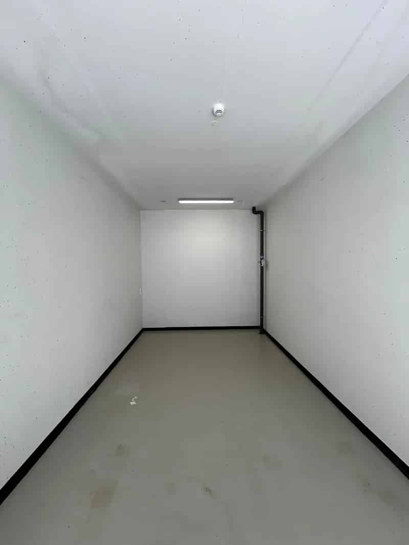 Garagebox te Huur Etten Leur 29m2 Opslag Werkruimte Bedrijfsruimte