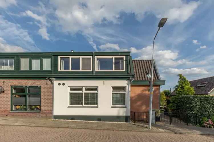 Huis te koop: Kerkhoflaan 4 1161 JC Zwanenburg 