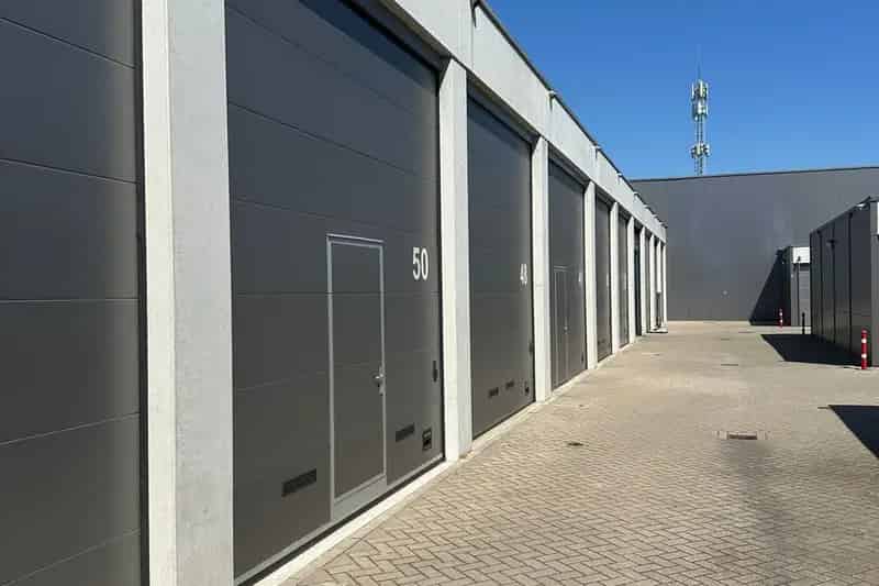 Bedrijfshal Rotterdam | Zoek bedrijfshallen te koop: Andries Copierhof 50 3059 LM Rotterdam 