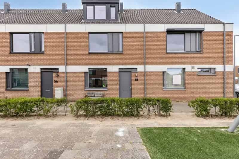 5 Kamer Eengezinswoning Hoek van Holland 109m² Eigen Grond
