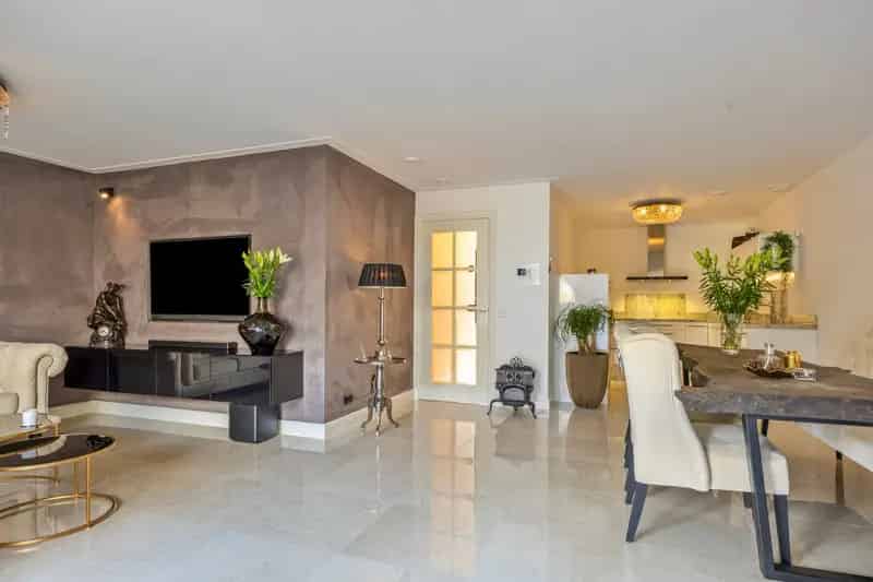 Modern 3 Kamer Appartement Haarlem Delftwijk Balkon Parkeerplaats