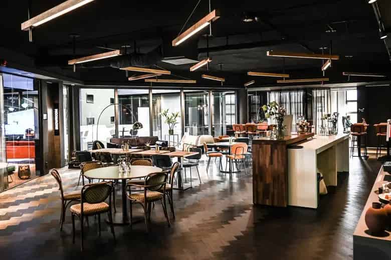 5533 m2 Kantoorruimte te Huur Apeldoorn Flexibel Modern