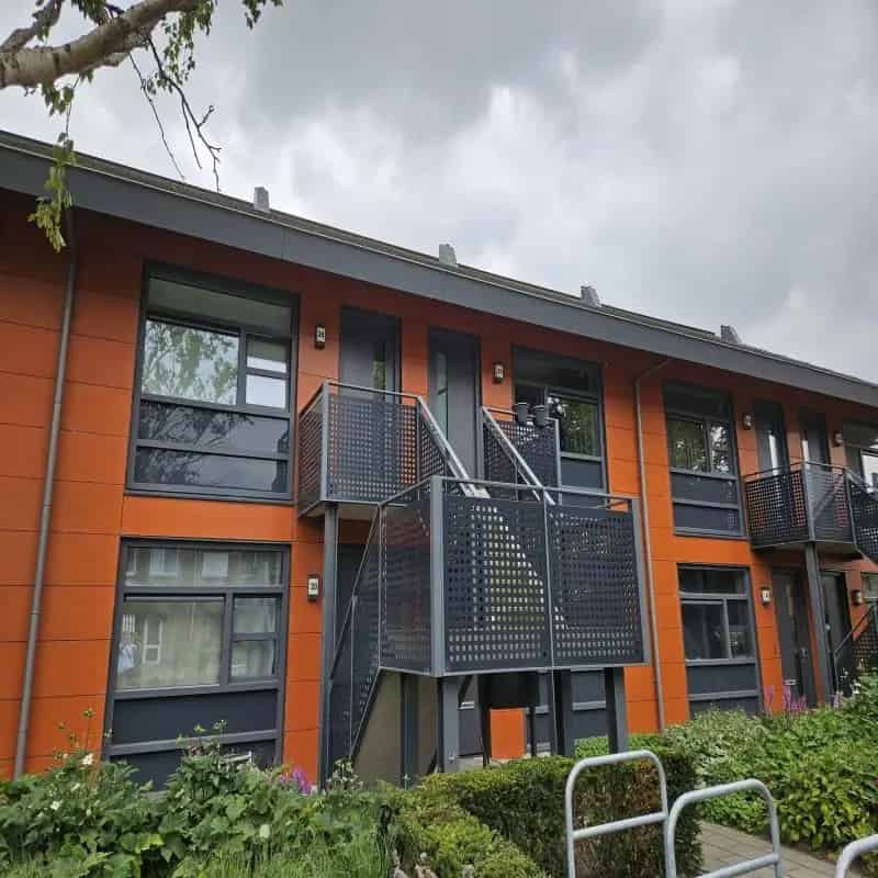 2 Kamer Appartement Eerste Verdieping Balkon Zonnepanelen