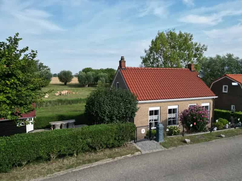 Dijkwoning Hoek: Modern Comfort & Prachtig Uitzicht