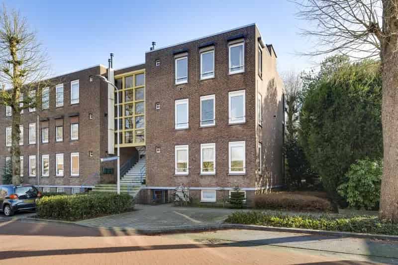 Royaal Appartement Weert  2 Slaapkamers Balkon Berging