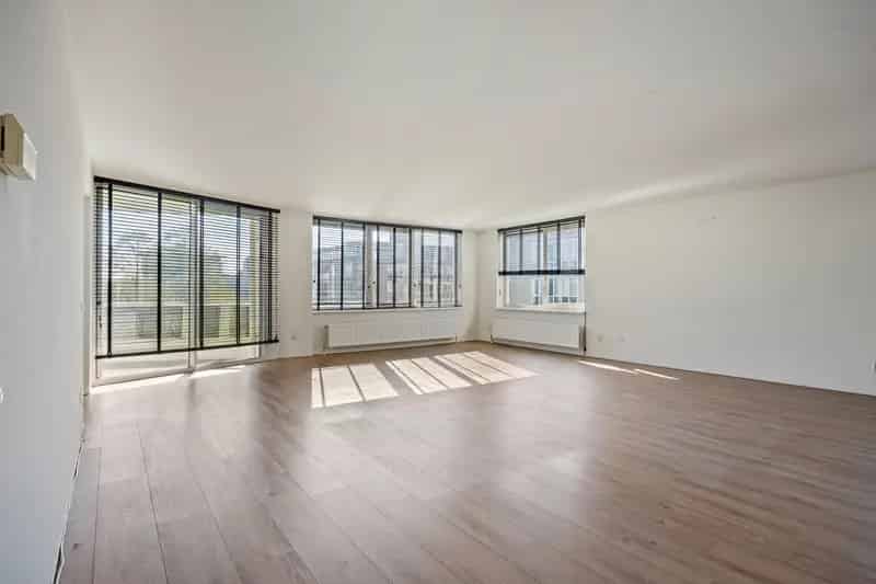 Luxe 5-kamerappartement Zoetermeer 166m2  2 badkamers Garage