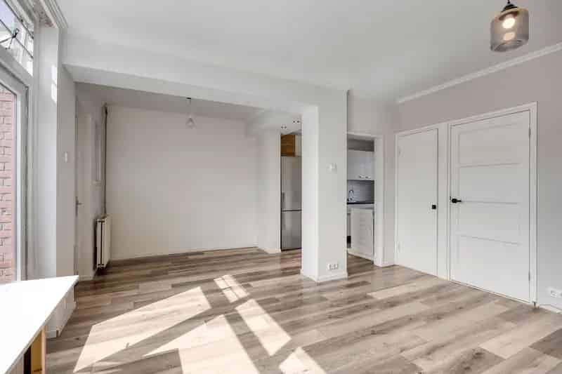 Huis te koop Deventer: Ruime tussenwoning met diepe tuin