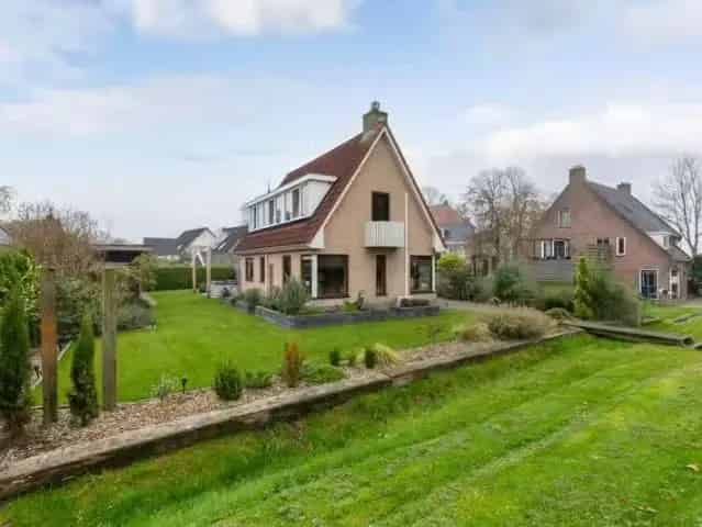 Vrijstaande woning Kuinre: Modern comfort en vrij uitzicht